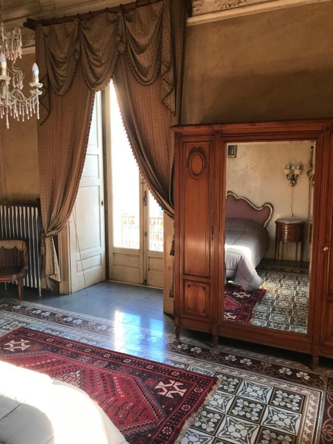 Palazzo De Bellis Vitti nella città delle Grotte Castellana Grotte Exterior foto