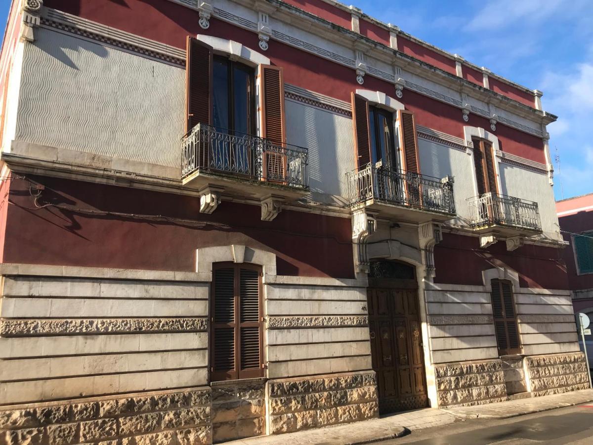 Palazzo De Bellis Vitti nella città delle Grotte Castellana Grotte Exterior foto