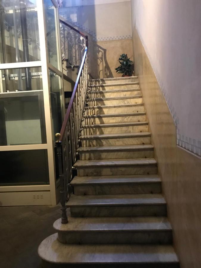 Palazzo De Bellis Vitti nella città delle Grotte Castellana Grotte Exterior foto